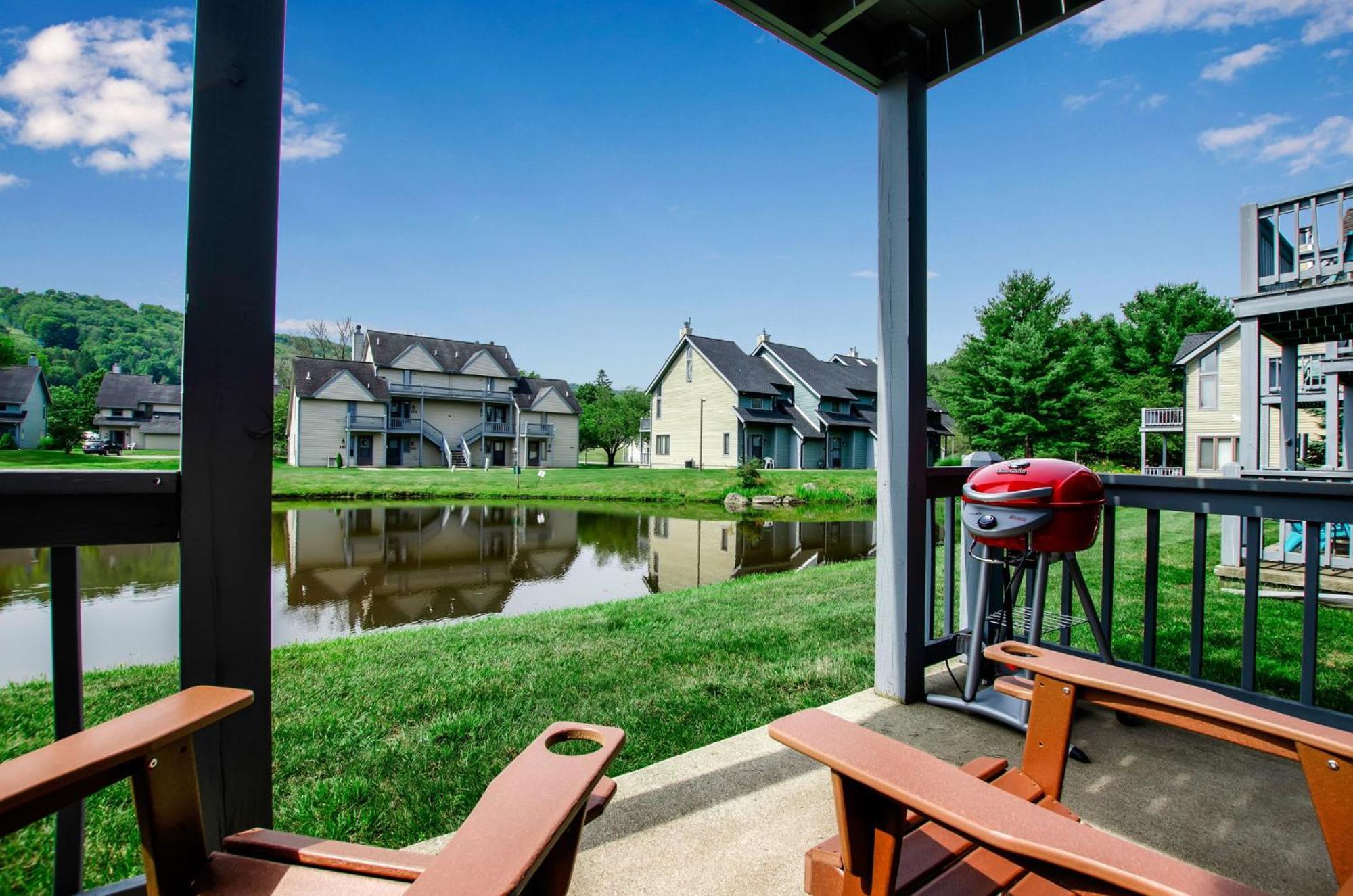 Family Townhouse With Fireplace Ellicottville Bagian luar foto